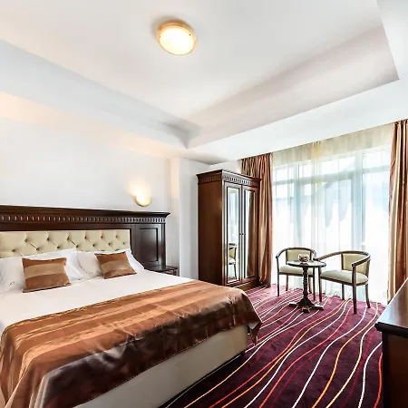 Marina Bay Boutique Hotel Mamaia