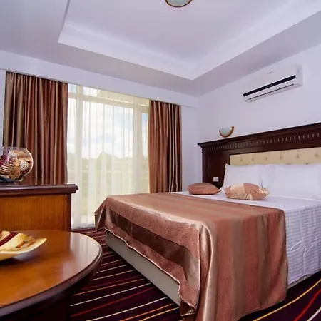 Marina Bay Boutique Hotel 3*