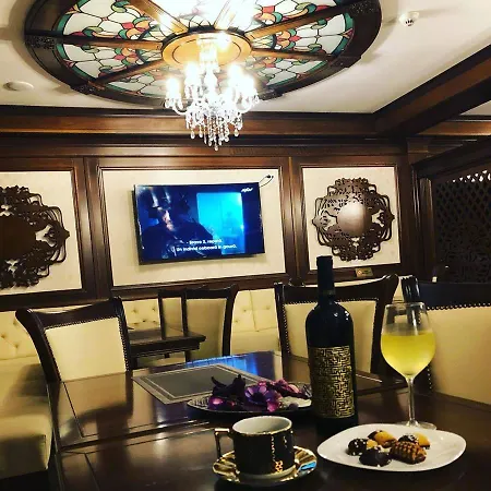 Marina Bay Boutique 3* Mamaia